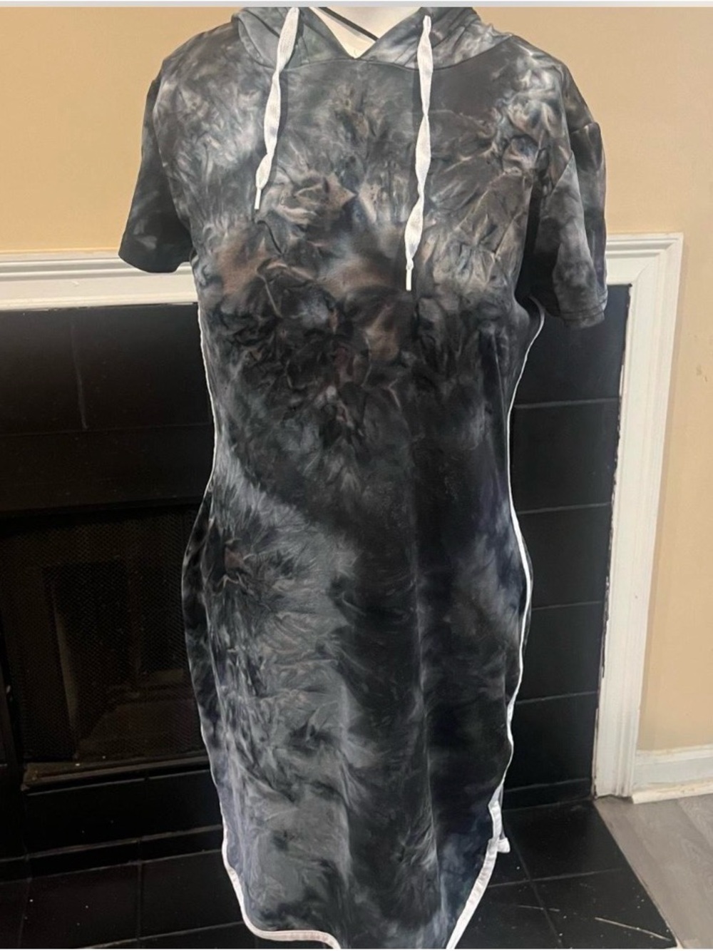 J for Justify Black and Gray Tie-Dye Hooded Mini Dress Athletic Casual